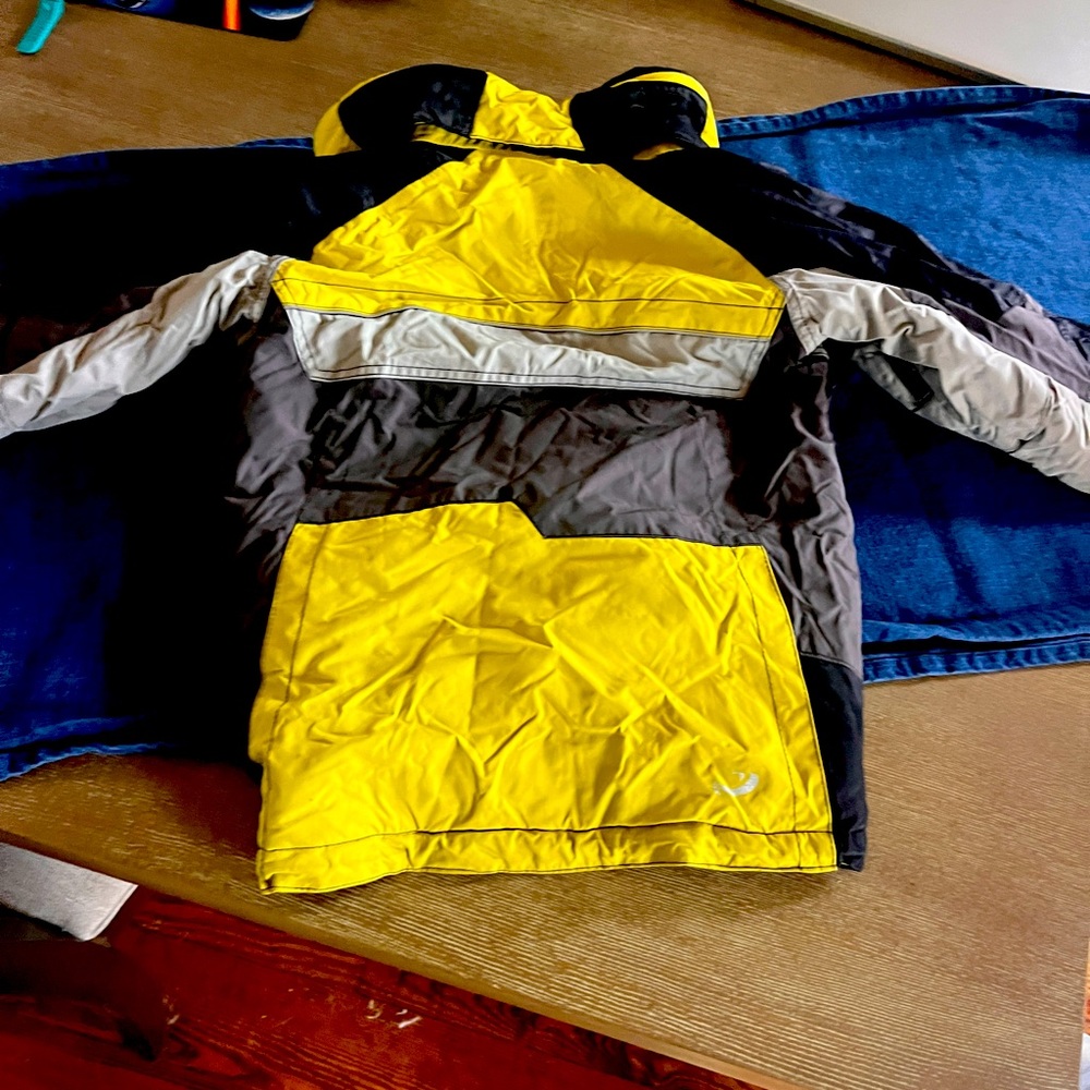 Obermeyer Ski Jacket - Boys 8 - worn 2x